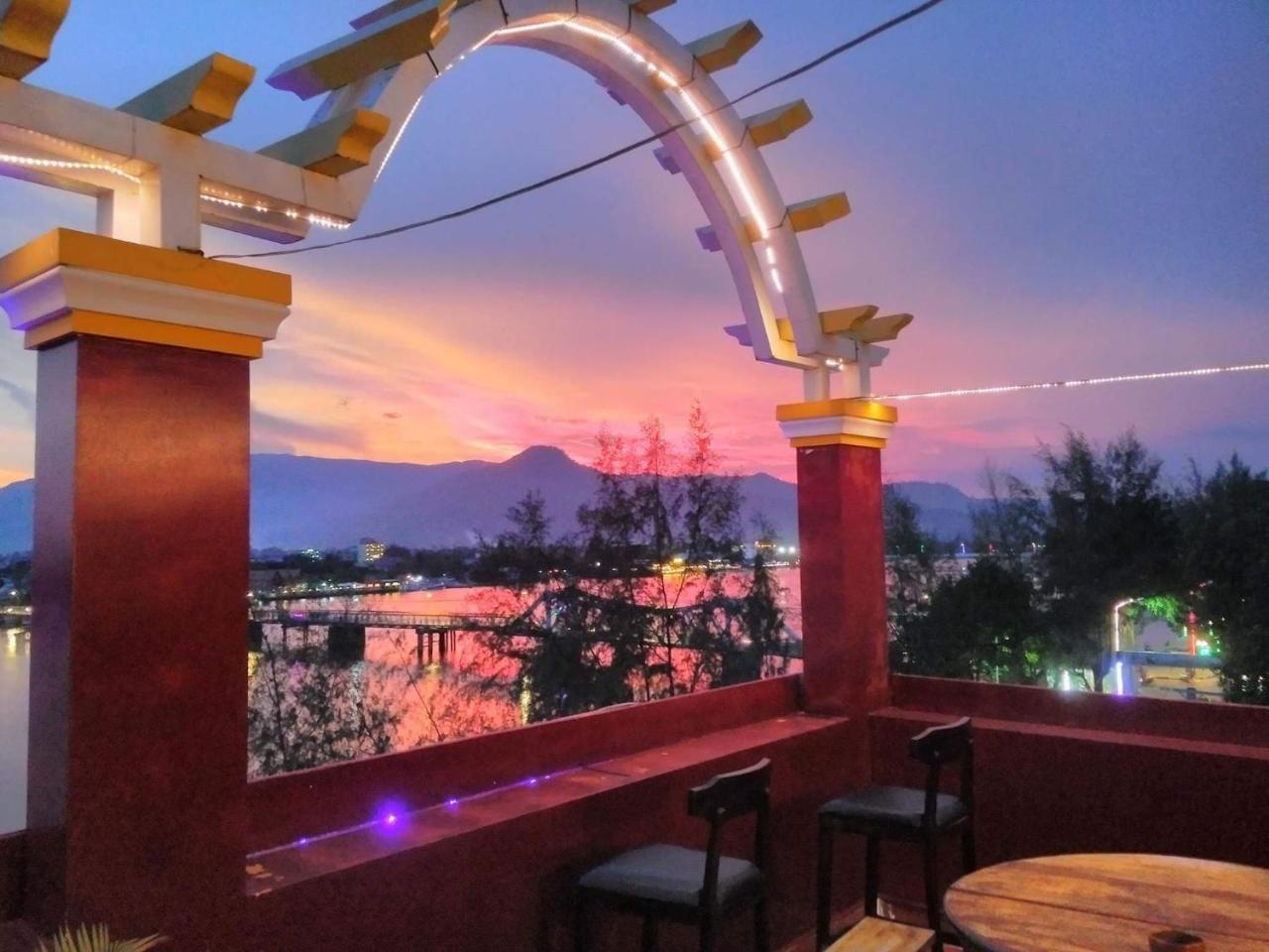 Good Morning Kampot 호텔 외부 사진